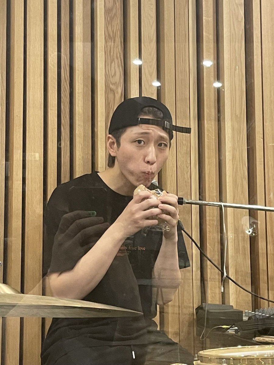 Cia 👽🛸 tweet media