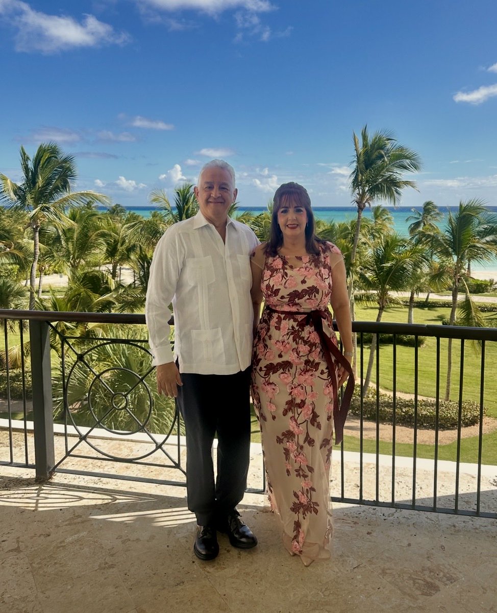 Image for the Tweet beginning: Cada #10demarzo lo recibimos con