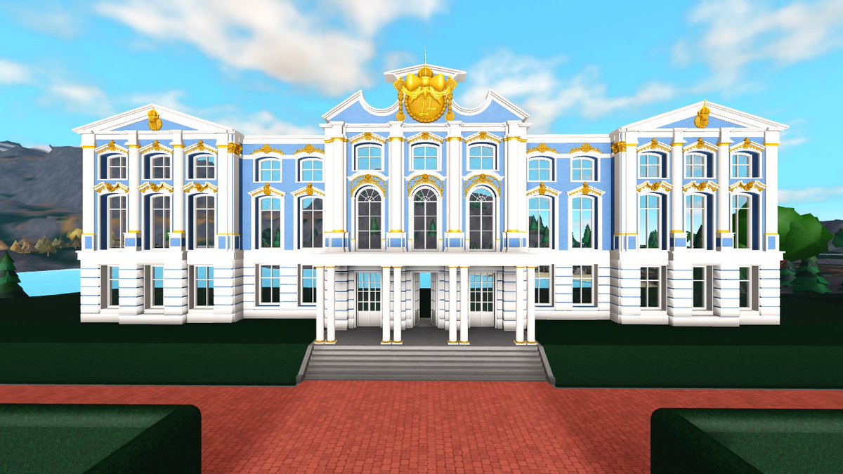 thekiler_brb's tweet photo. Another baroque palace!! Ill finish this one 🙏 (45.6%) #bloxburg #bloxburgbuilds https://t.co/hUG7lRXZlc