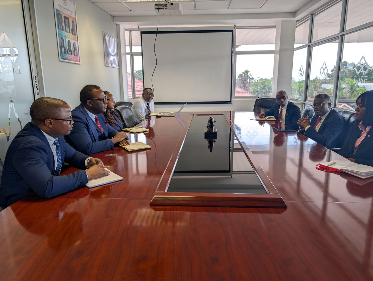 LuSE_Plc's tweet image. The LuSE welcomed ACCA Africa Director, Mr. Jamil Ampomah, for a courtesy call focused on advancing sustainability reporting standards, technology adoption &amp;amp; capacity building to strengthen Zambia's capital markets and empower the SME sector.
#LuSE #ACCA #SustainableGrowth