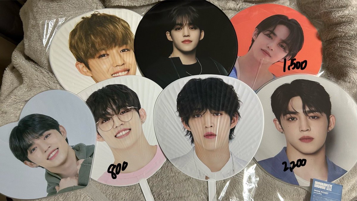 むねにく tweet media