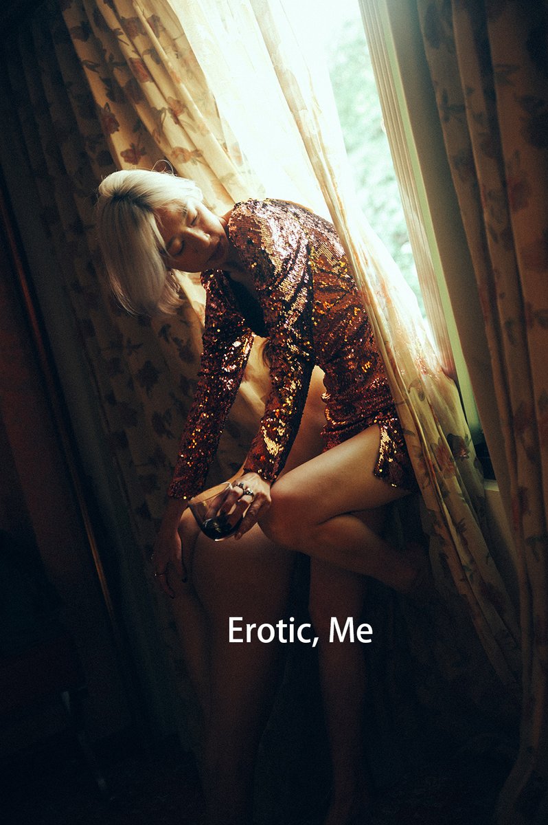 Erotic, Me. tweet media