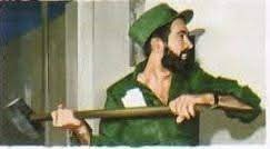 El 10 de marzo de 1959, en los predios de Columbia, el Comandante Camilo Cienfuegos da el primer golpe a las paredes del otrora Cuartel Columbia. Caían los muros de un símbolo de la opresión. El enclave militar sería convertido en escuela.
