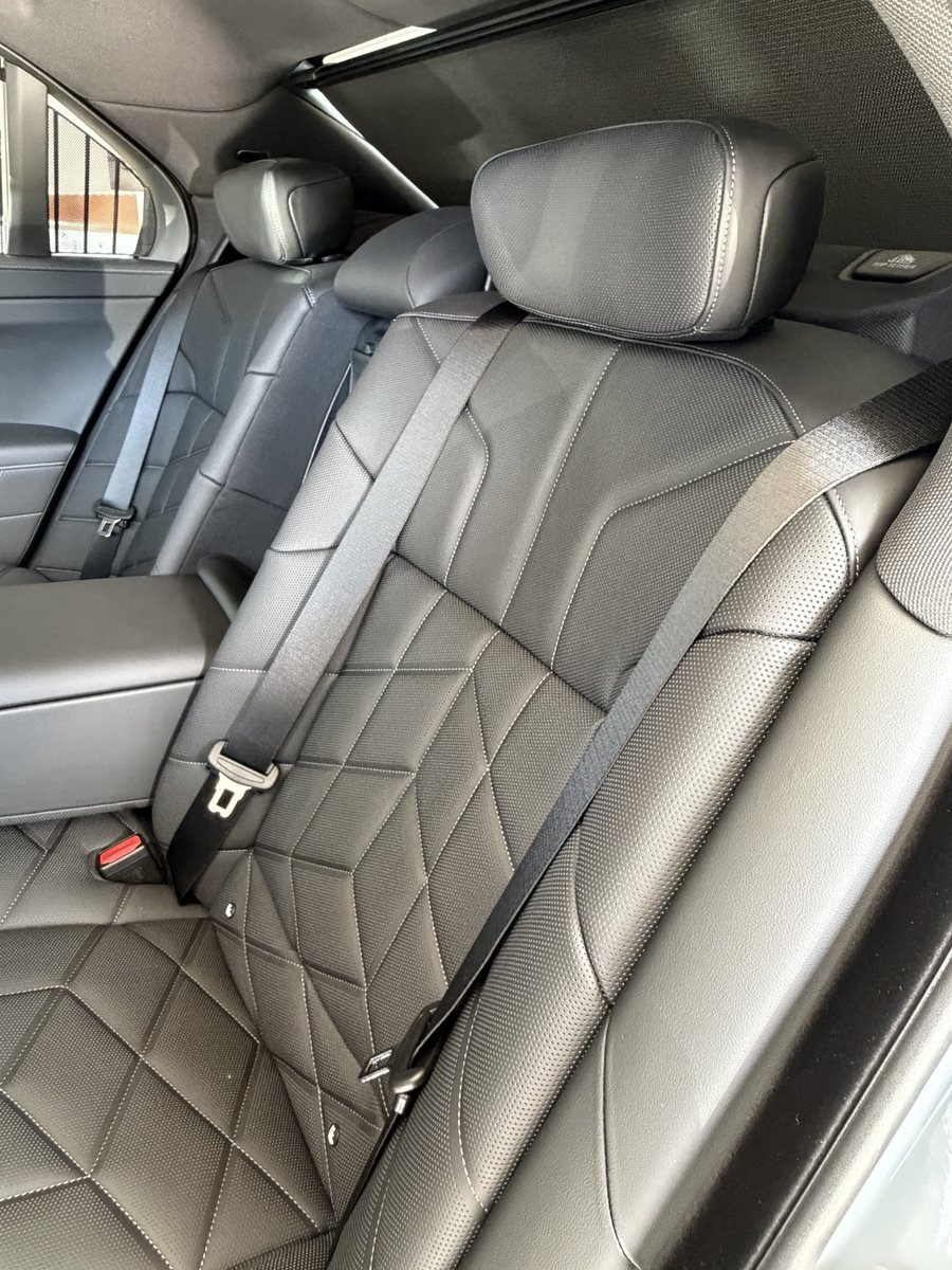 Luxury that moves with purpose. The BMW 740i delivers executive comfort, advanced technology, and effortless performance for those who expect more from every drive. bit.ly/4bAIUDK #BMW7Series #BMWGreenwich #BMW740i