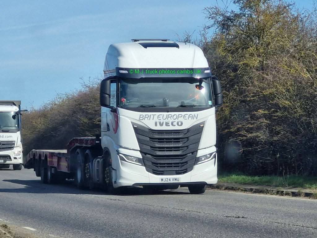 BritEuropean's tweet photo. We love seeing our fleet out and about doing what they do best!
These great shots were sent in to us by Mick Ward – thanks for sharing them with us 👏
If you spot one of our trucks on your travels, feel free to tag us or send your photos in… we love to see them!
#BritEuropean https://t.co/8PY3kH60qF