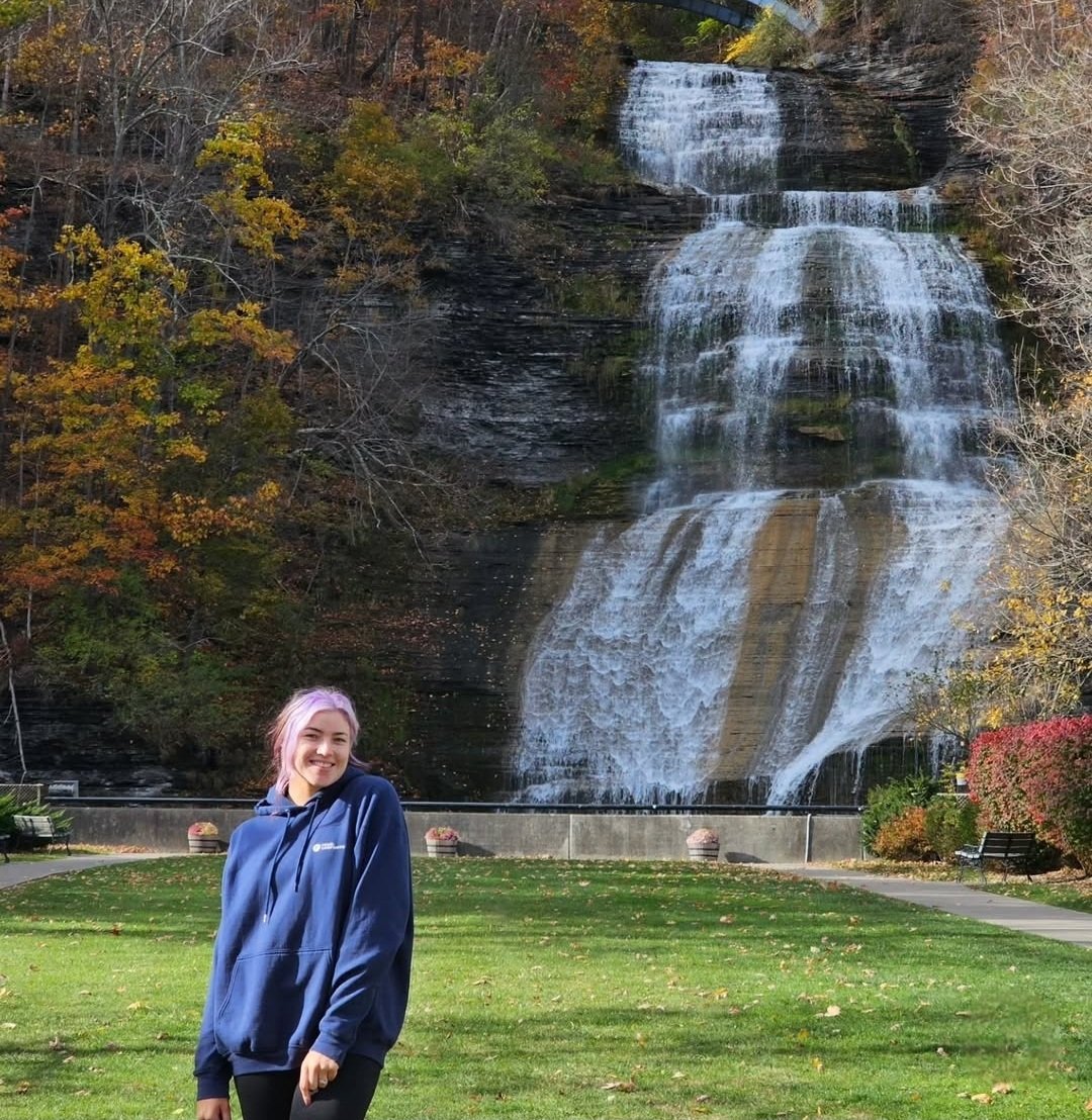 Amber Ellison tweet media