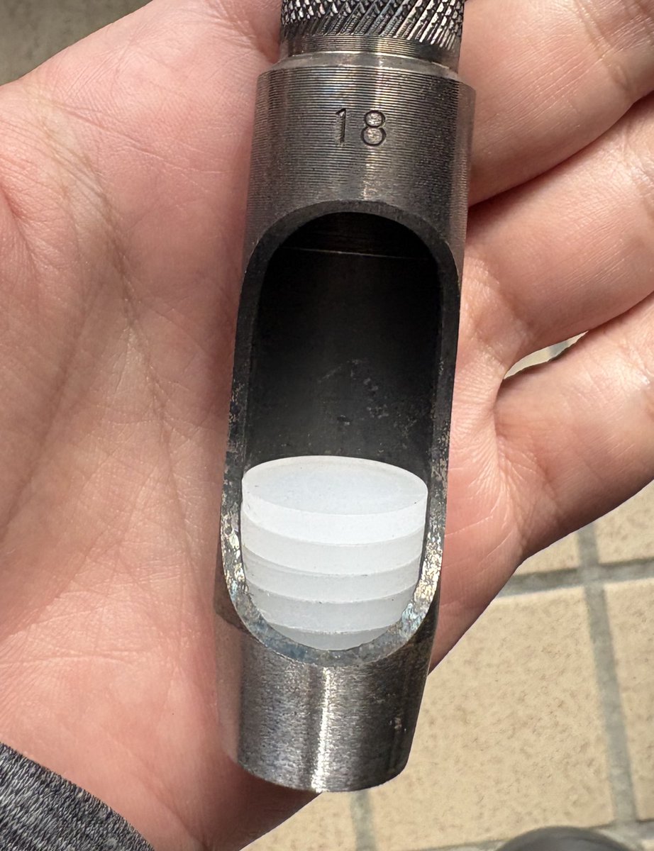 しんえん tweet media