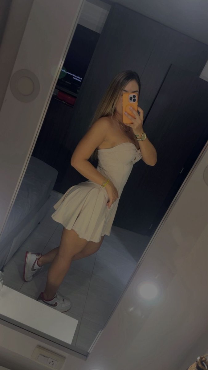 karla rey🍒 tweet media