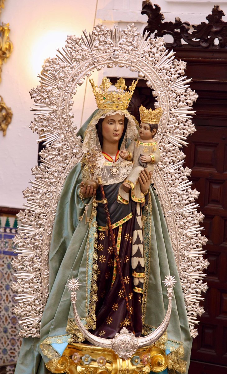 HdadHiniesta's tweet photo. 🔵 GALERÍA FOTOGRÁFICA I 3a Parte

➡️ A continuación mostramos más imágenes de los momentos íntimos y llenos de oración que nos está dejando nuestra estancia en la Iglesia Conventual de Santa Isabel.

🙏 Damos las gracias a la Comunidad de Religiosas Filipenses y a su Madre Superiora por las facilidades y amabilidad mostradas en la organización y realización de estos solemnes cultos.

📷 Paco Ramos

#SoydelaHiniesta 
#50añosdeArahal