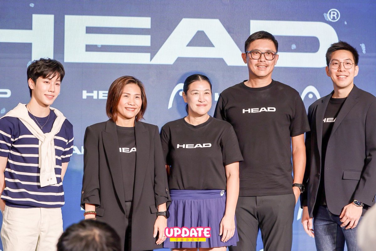 " วอร์ วนรัตน์" ในงาน "HEAD BRAND GRAND LUNCH 2026" ✨

TEAM HEAD TH x WAR
#HEADxWARwanarat
#warwanarat
#TeamHEADThailand
#UPDATETODAY #ข่าวบันเทิง