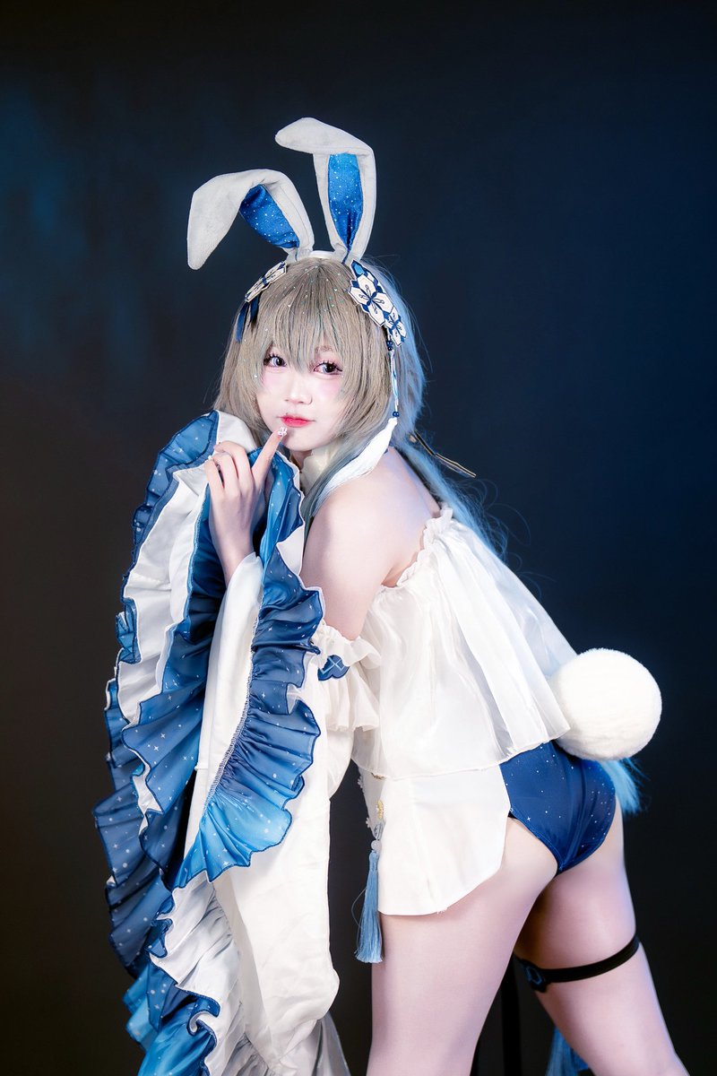 อาเบ้ง AKRØ 李秀清 tweet media