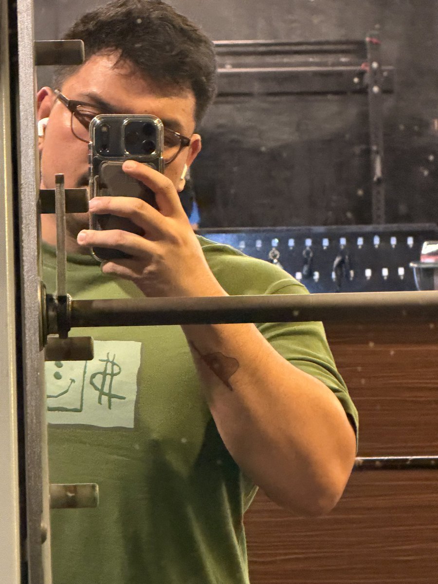 ꓟꓲꓛꓧꓯꓱꓡ tweet media