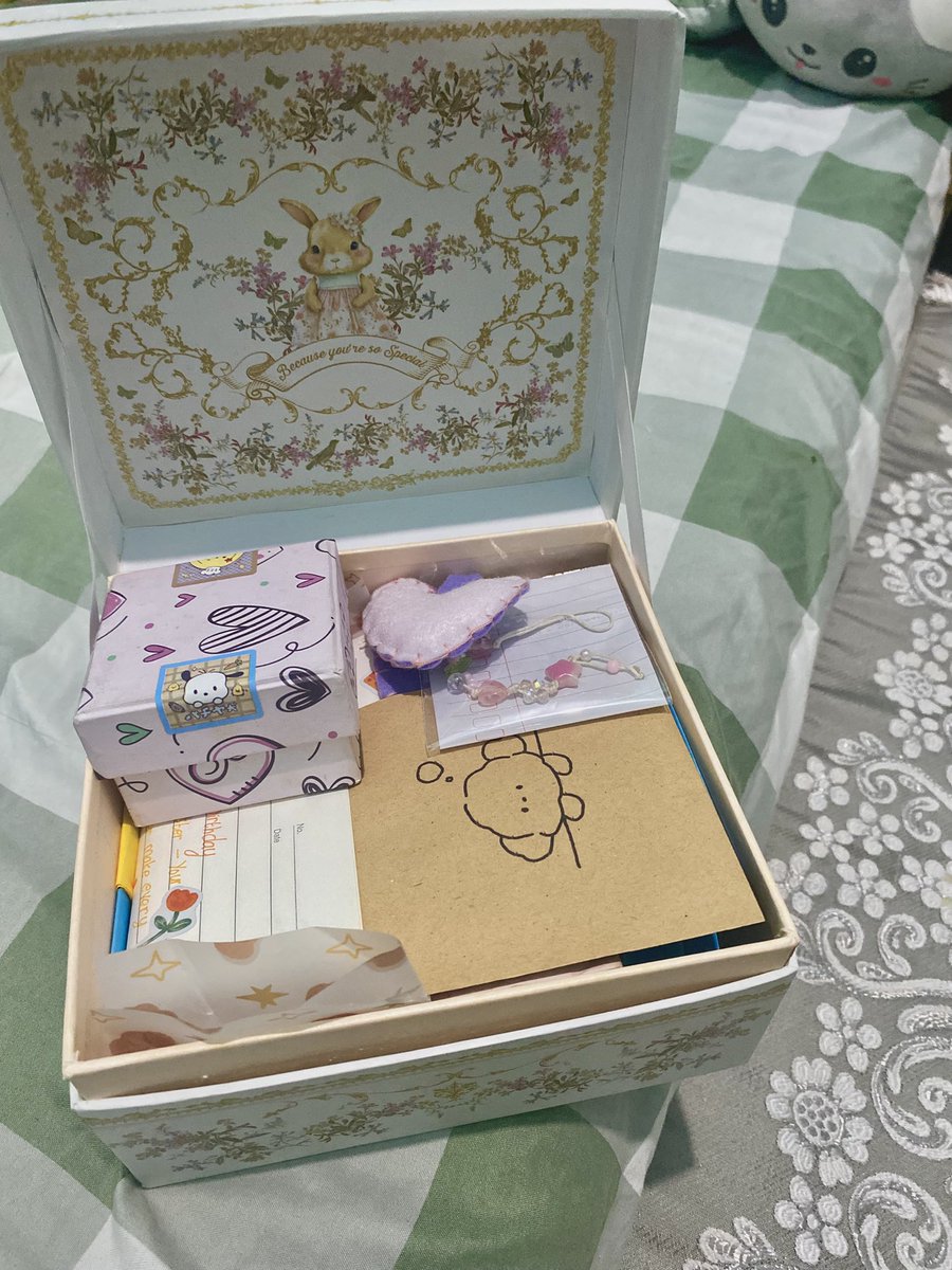 gibranfunky's tweet image. as a word of affirmation enthusiast, i really love this so muchieee. I WILL CHERISH IT 4EVER #memorybox #loveletter #alditaher