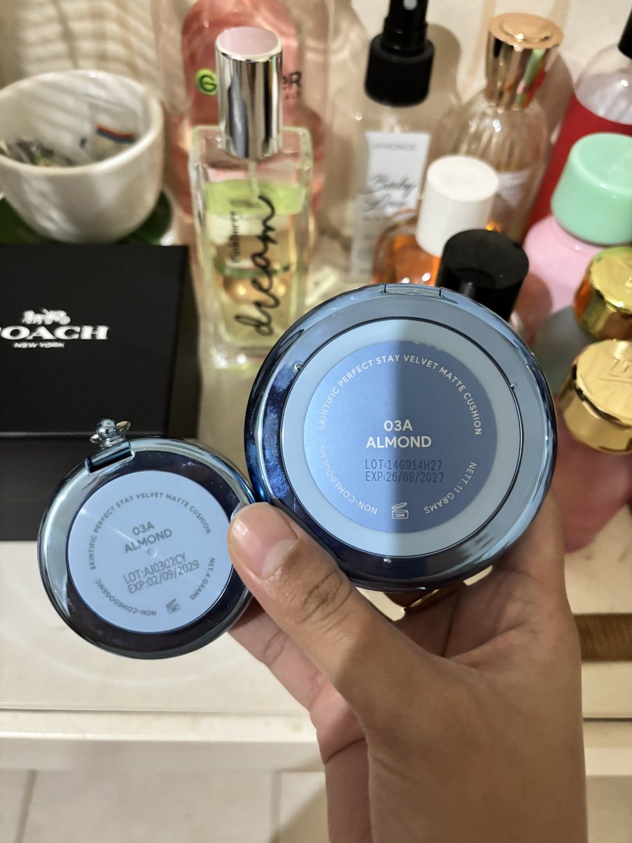 hello_keenn tweet media