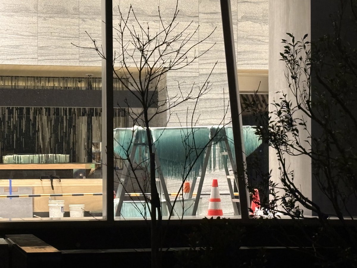 限界サラリーマン tweet media