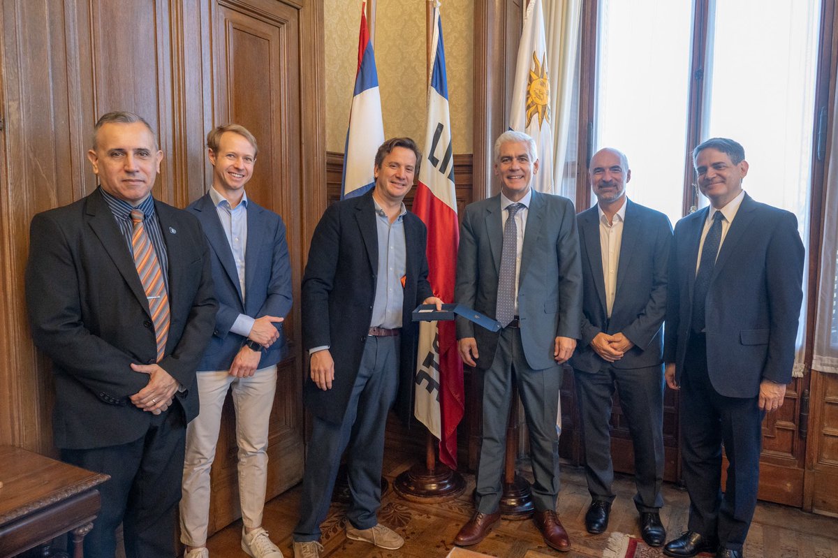 Diputados UY tweet media