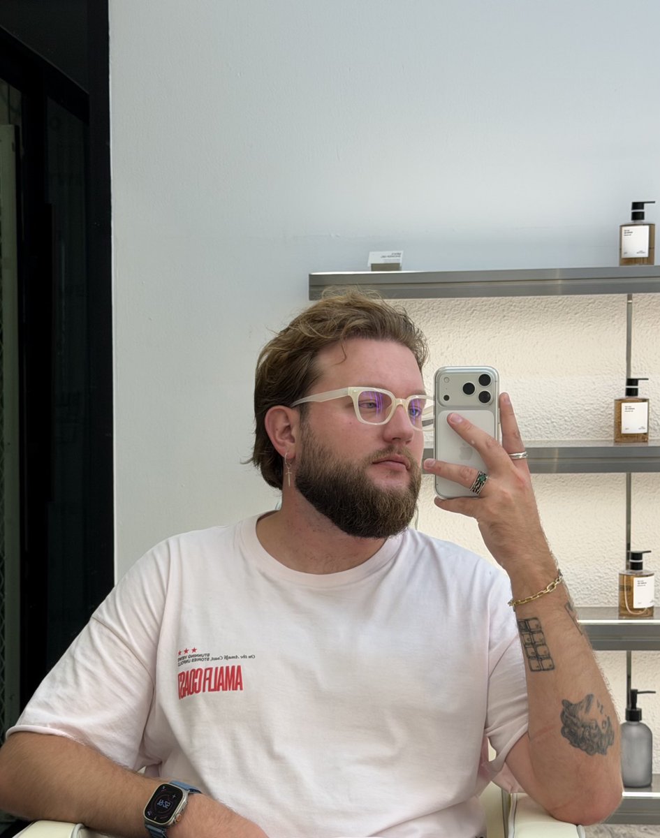 Местный NPC tweet media