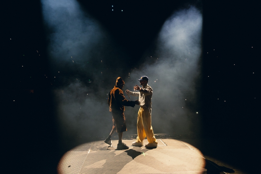 El corazón de Bogotá escuchó, vibró y bailó al ritmo de Kapo "👁️👁️"motociclismoyrocknroll.com/2026/03/10/el-…"👁️👁️" El artista que revolucionó la industria musical dentro del ámbito urbano con el afrobeats, realizó su primer Movistar Arena 
The post El corazón de Bogotá es… instagr.am/p/DVtPoD5loNT/