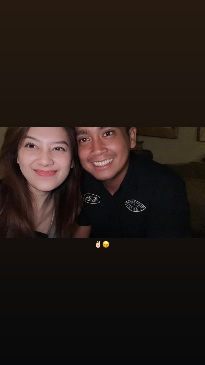 chelweirdos's tweet photo. ecieee cieee🤭 https://t.co/sVZG9VVPuT