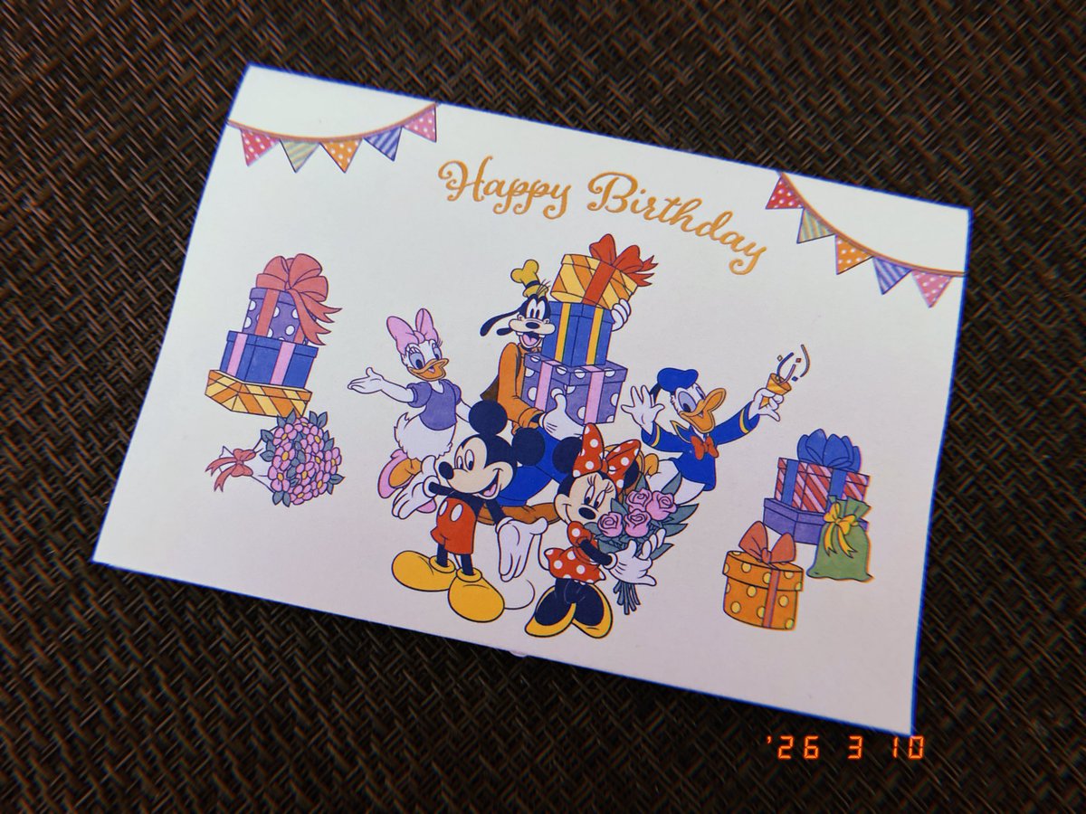 chimuri930's tweet photo. 今日は、
息子、7才のお誕生日⭐︎

平日だったので、仕事&amp;児童クラブ後に外食して軽くお祝いを。

恒例の8時15分にぎゅっとは時間的に出来なかったので、帰宅後に。

もう7才かぁ。
あっという間な気がする。

日々、彼といられる幸せ。

産まれて来てくれてありがとう。 https://t.co/j8RyfoQ7eo