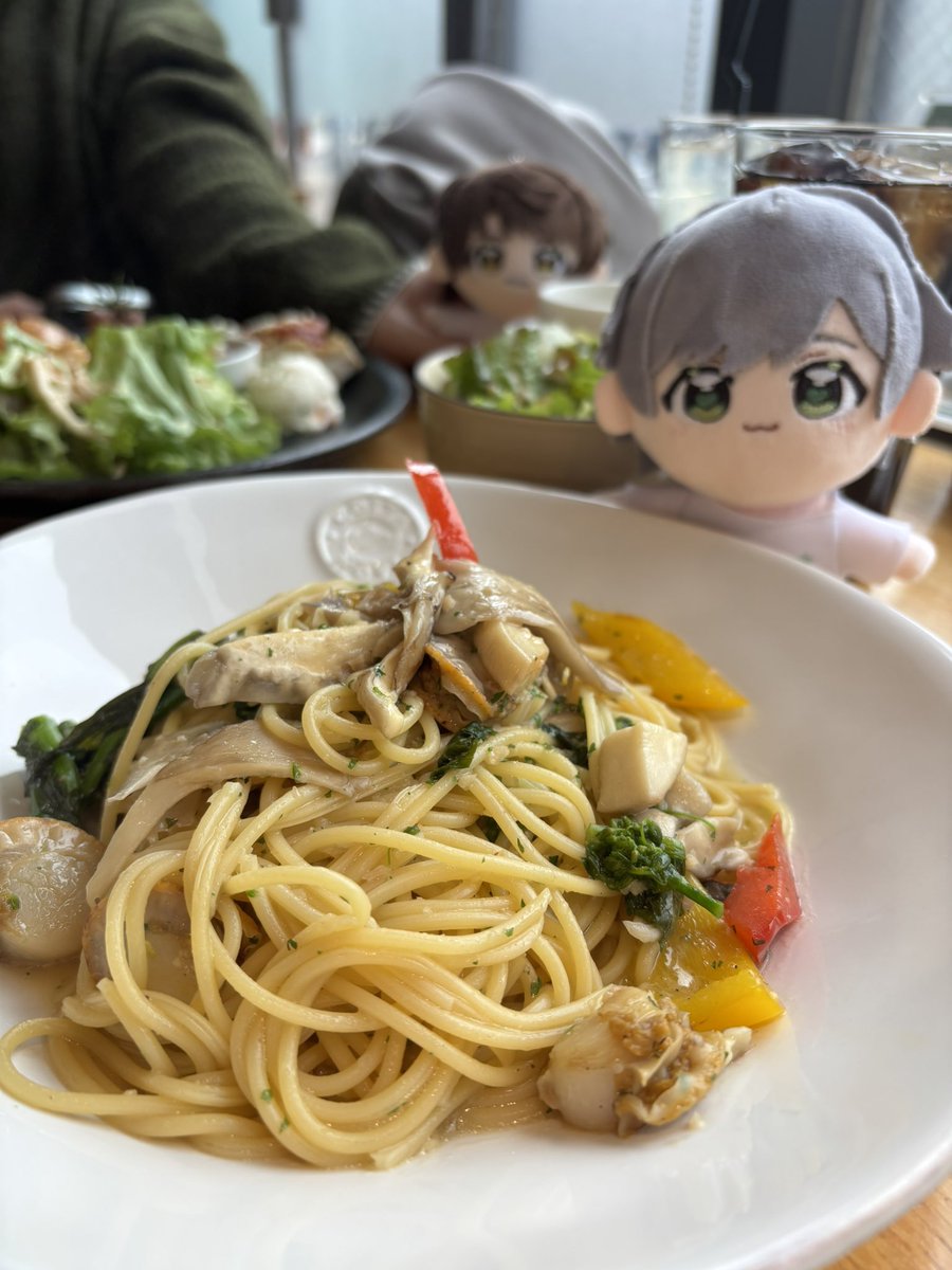 Mokimtida's tweet photo. のんびり仲良くしてくださる方いましたら…

基本ライブにのみ出没するROM系です✊🏻
#浦島坂田船crewさんと繋がりたい  #こたぬきさんと繋がりたい #志麻リスさんと繋がりたい #坂田家さんと繋がりたい #センラーさんと繋がりたい https://t.co/kzG9MFiTUs