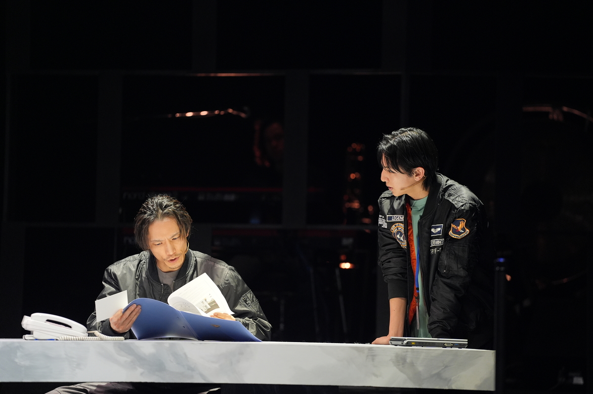 theatergirl_jp's tweet photo. 【開幕レポート】
舞台『悪の花』開幕！

A.B.C-Z #五関晃一、#海乃美月 らのコメントと舞台写真をお届け📸

▼記事はこちら
https://t.co/swaF2c4x7w

「心をかき乱されたい方は、ぜひ劇場に足を運んでください」

#悪の花 #和田優希 #久保廉 #安西慎太郎 #久保田秀敏 #宮下雄也 #みのすけ #水夏希 #羽場裕一