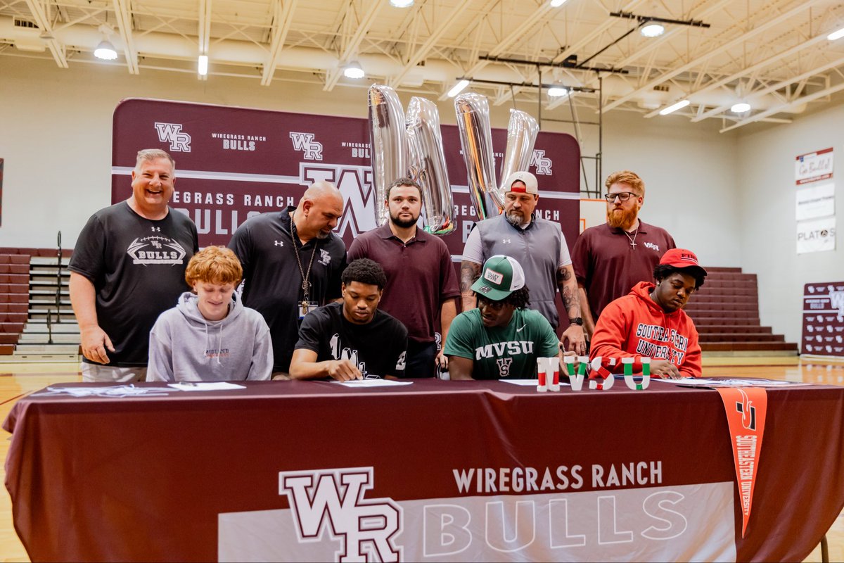 Wiregrass Ranch High School Football tweet media