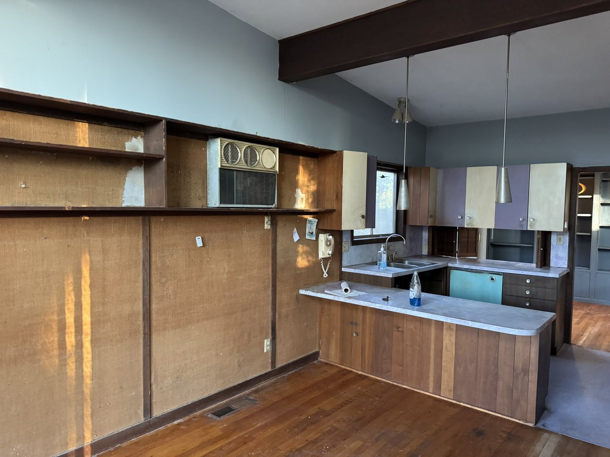 Adam Geringer tweet media