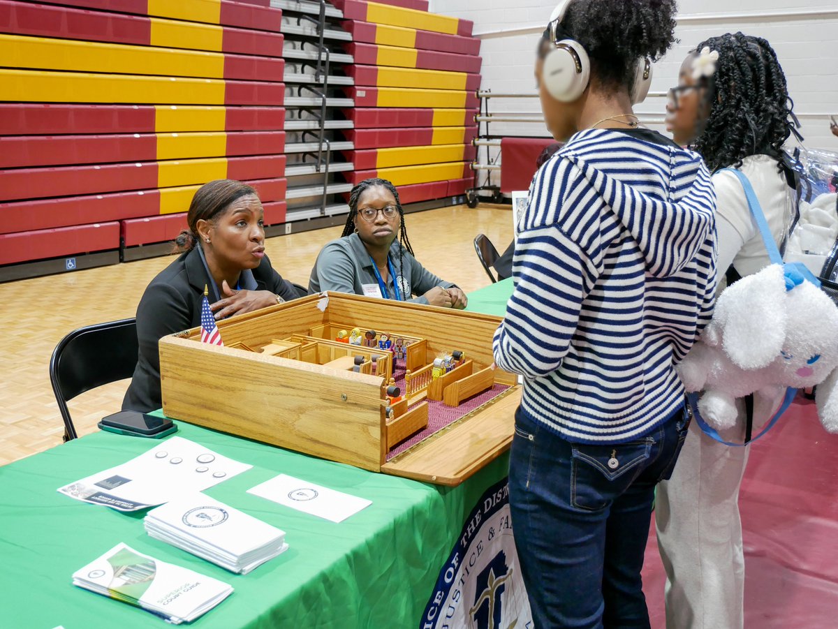 DAClayCo tweet media