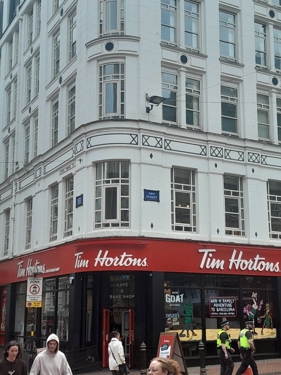 ian_dakin's tweet image. Ffs the #Canadians have taken Birmingham. @JurassicConifer @CarmineWilding