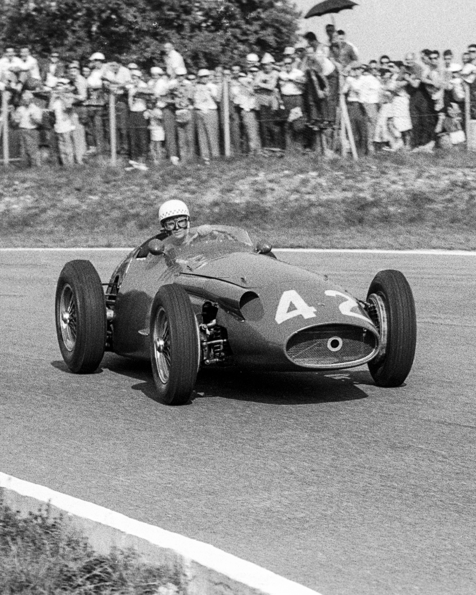 goodwoodrevival's tweet image. Maria Teresa de Filippis never needed to rely on sponsors for a drive, so it was a determined desire for autonomy that led the first woman to race in #F1 to do so in a Maserati. De Filippis claimed in an interview in 2012 that “I never wanted to go to Ferrari. At #Maserati it was