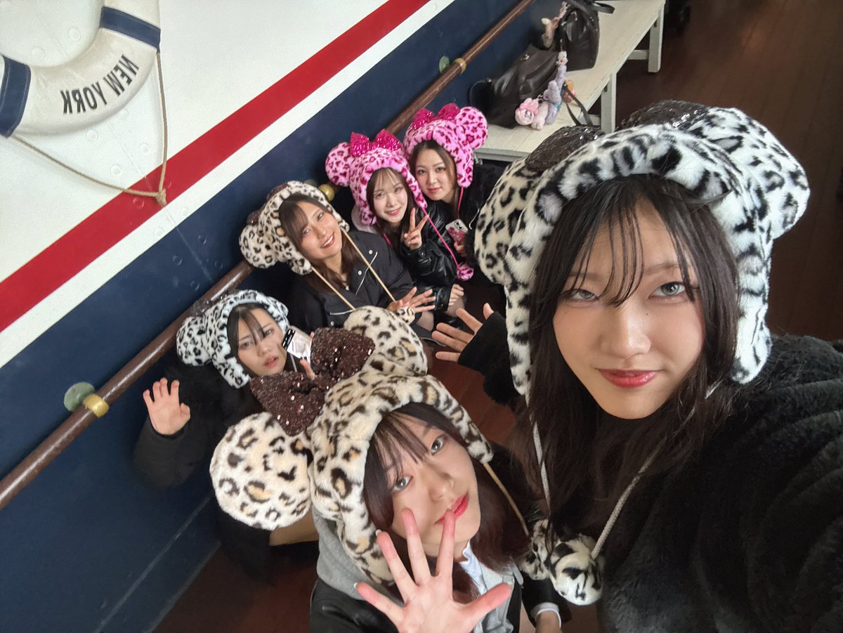 oja_tama's tweet photo. そして、出勤してくれたスタッフの皆、本当にありがとう💞こんなに沢山の子達が出勤してくれて、見送ってくれて、本当に嬉しかったです😭みんなの事がめっちゃくちゃ大好きです‼️今まで本当にありがとうございました☺️☺️☺️ https://t.co/nSia6c3q1k