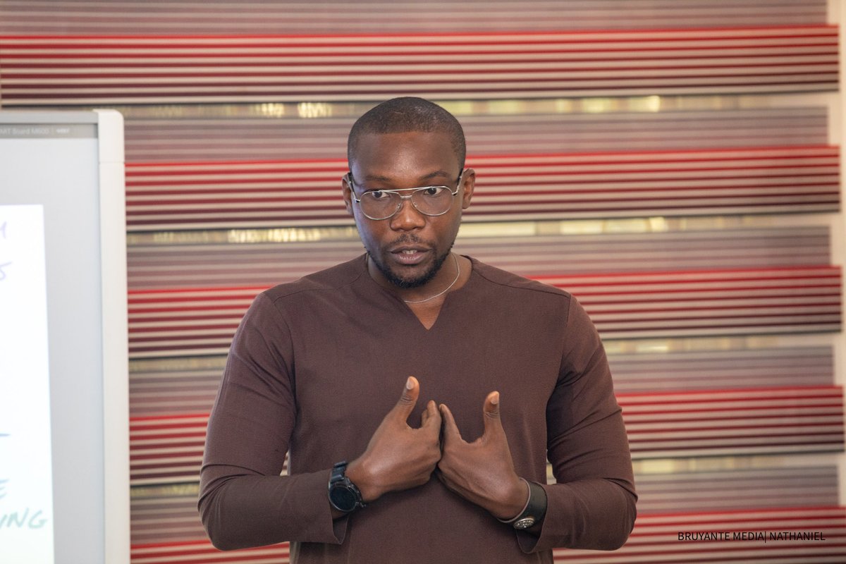 youthhubafrica tweet media