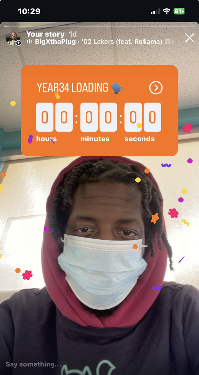 Balloons n ish. UNC getting old. Cheers to 34 🫡