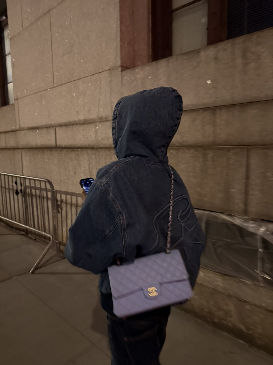 Accragyal 🇬🇭 tweet media