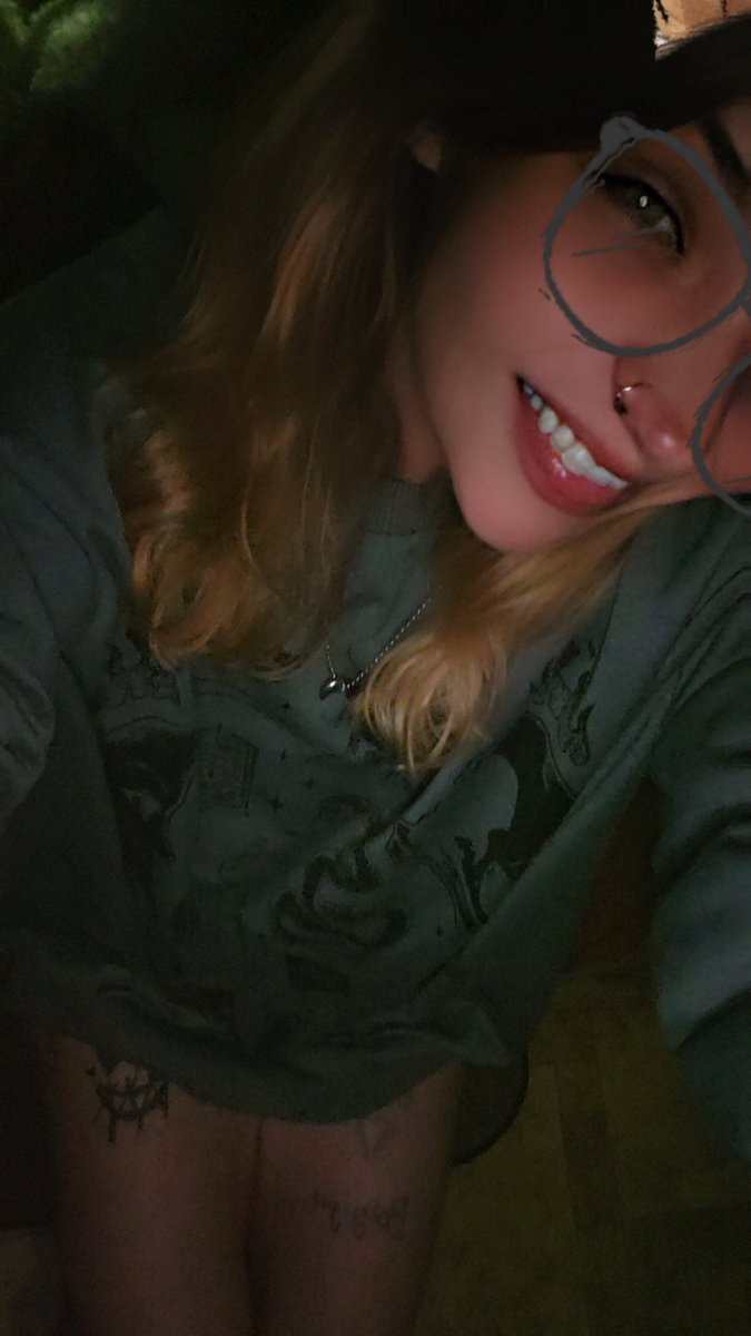 ✨️Stonergoddess2020✨️ tweet media