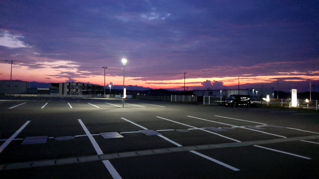 kino112's tweet photo. 昨年の夏の福島。まだ何も終わっていない。マイナスを０に戻している途中だ。 https://t.co/LZYk8P2ed5