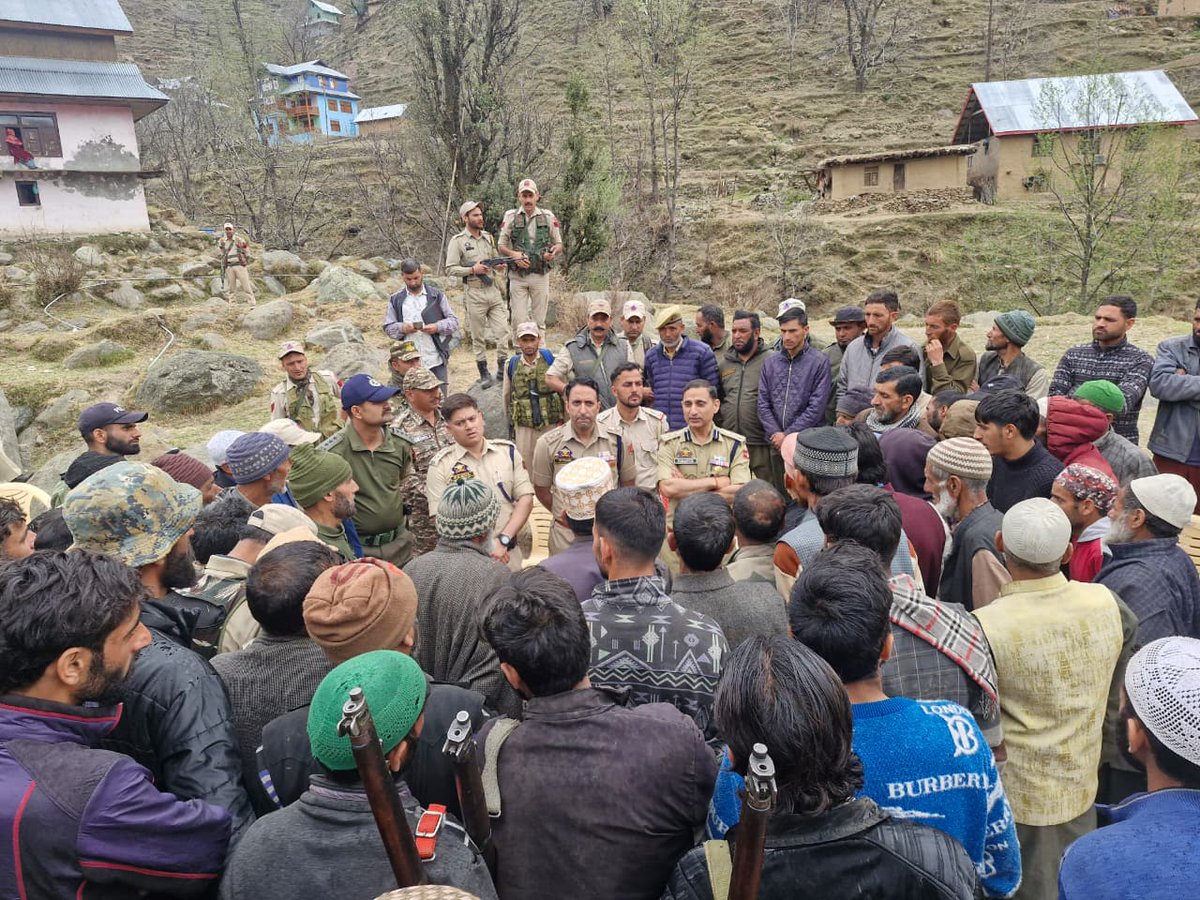 DISTRICT POLICE REASI tweet media