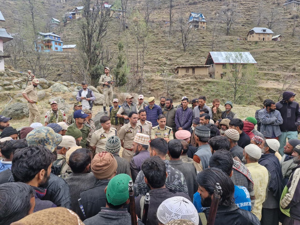 DISTRICT POLICE REASI tweet media