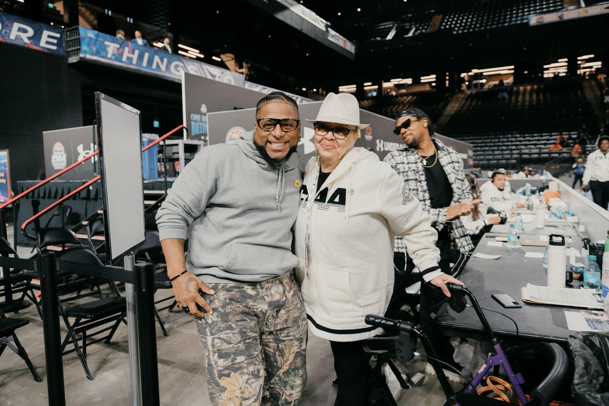 Keithian tweet media