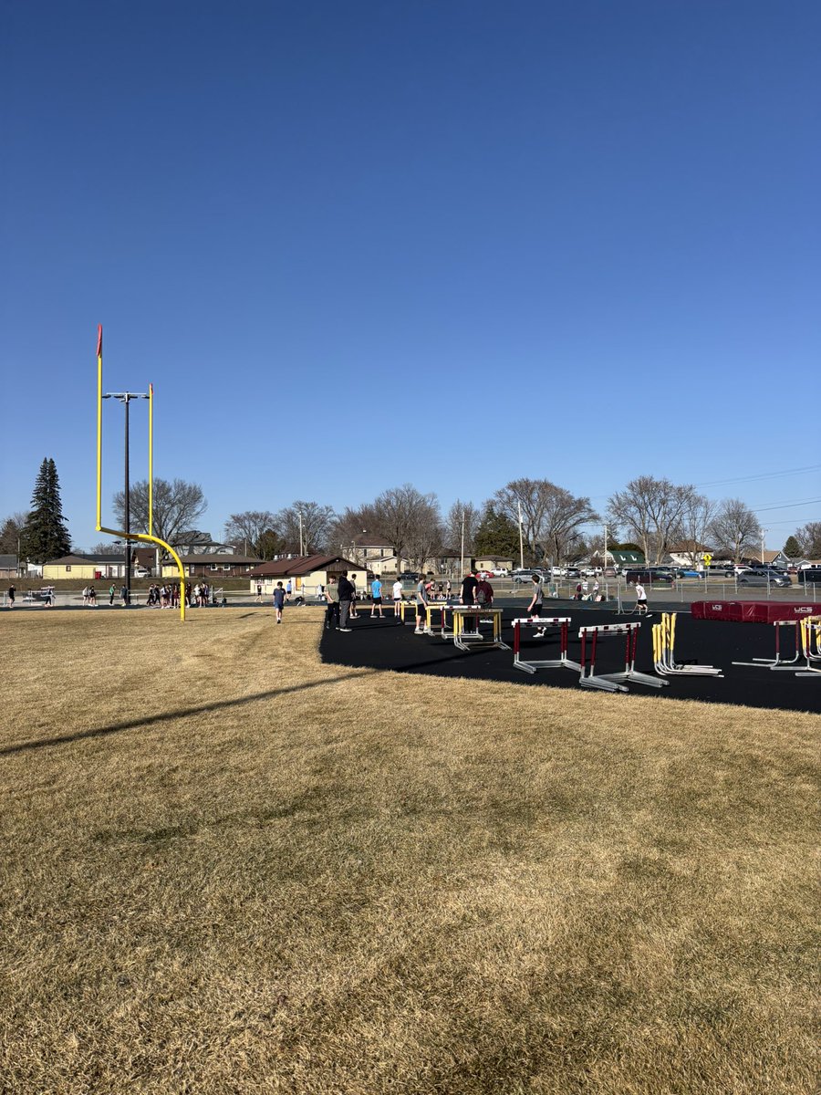 Brandon Hoth tweet media