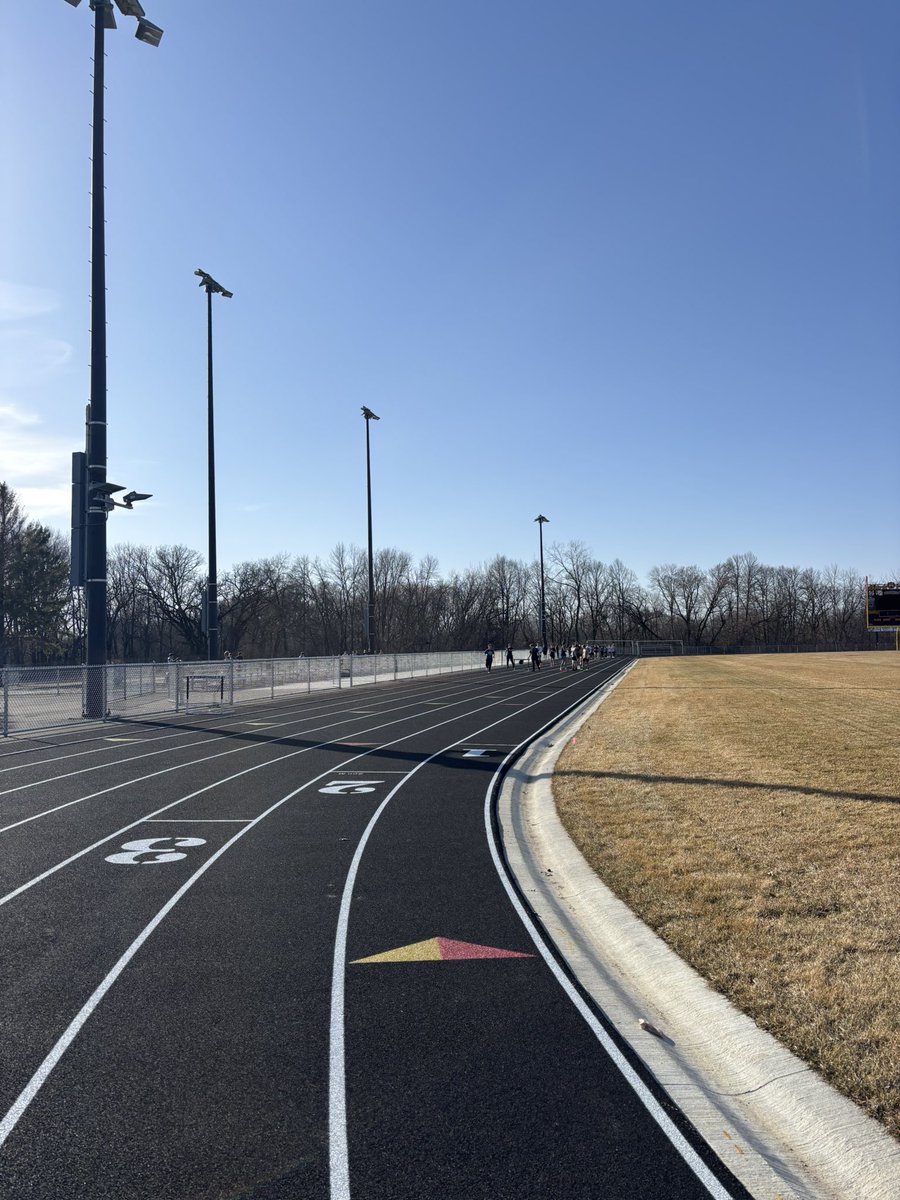 Brandon Hoth tweet media