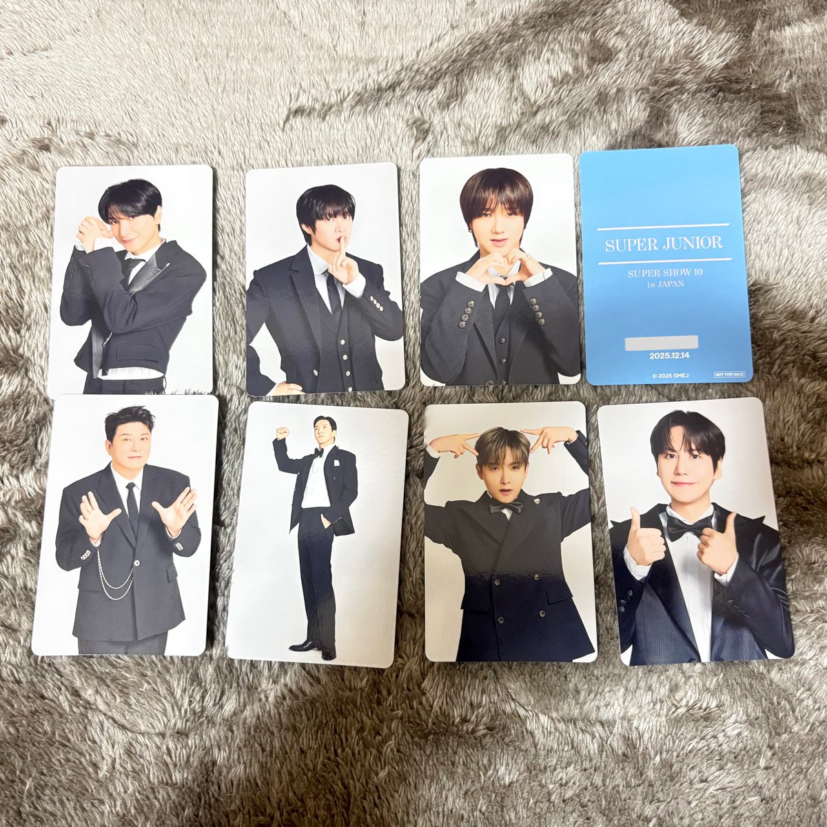 今更ですが…
SUPER JUNIOR　スジュ　スパショ　SS10
プレミアムシート　特典　トレカ　交換

譲】12/14　アプグレ特典
          ドンヘ　ウニョク以外

求】3/7  3/8 ドンヘ＞ウニョク

ヒョクソロコン4/11  ドンヘソロコン
郵送も可能　条件合う方いらっしゃいましたら、ご連絡お願いします🙇