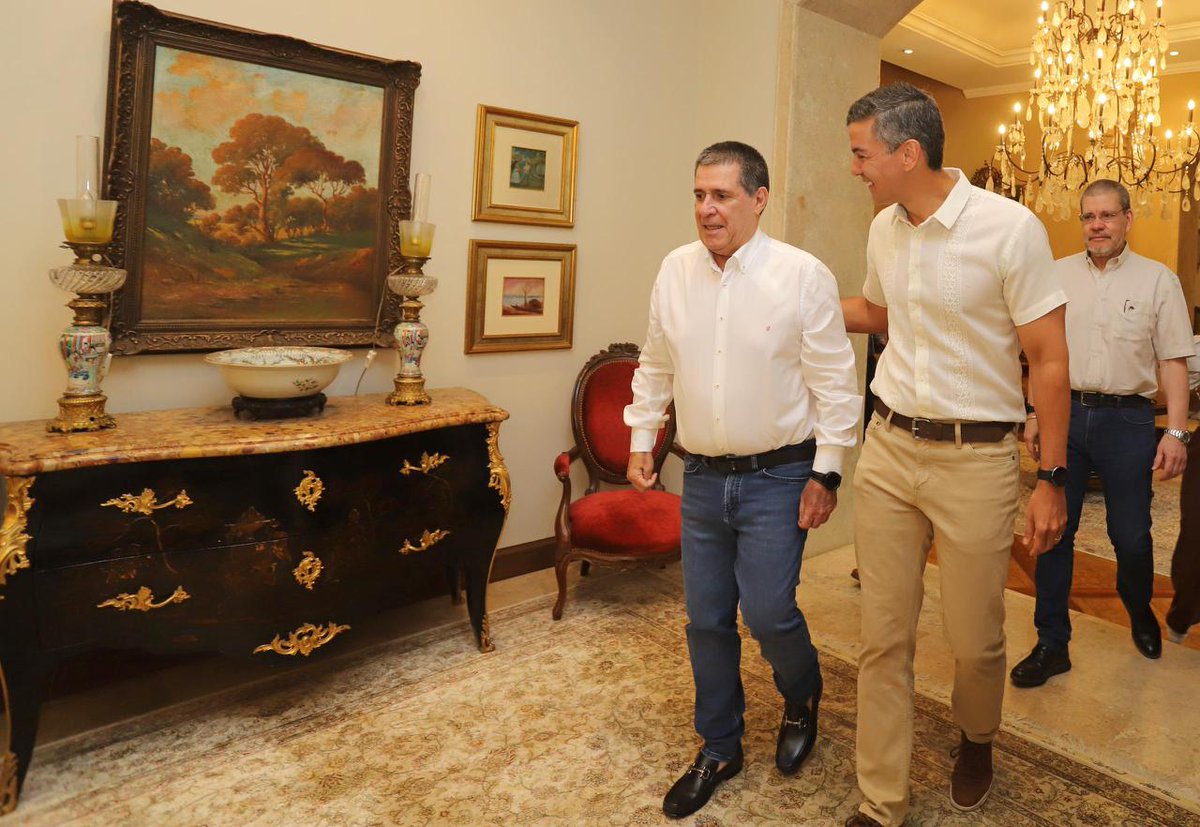 Santiago Peña tweet media