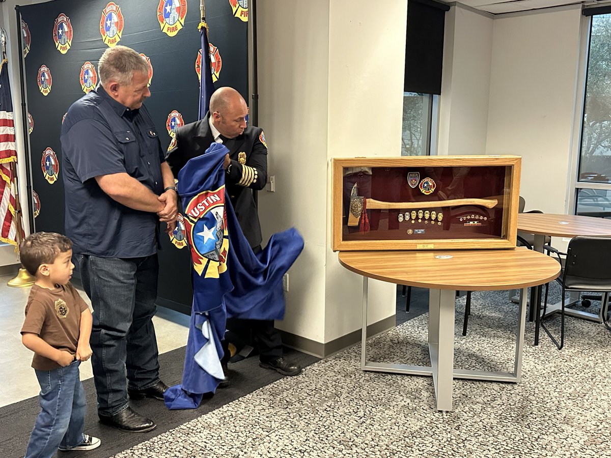 Austin Fire Dept tweet media