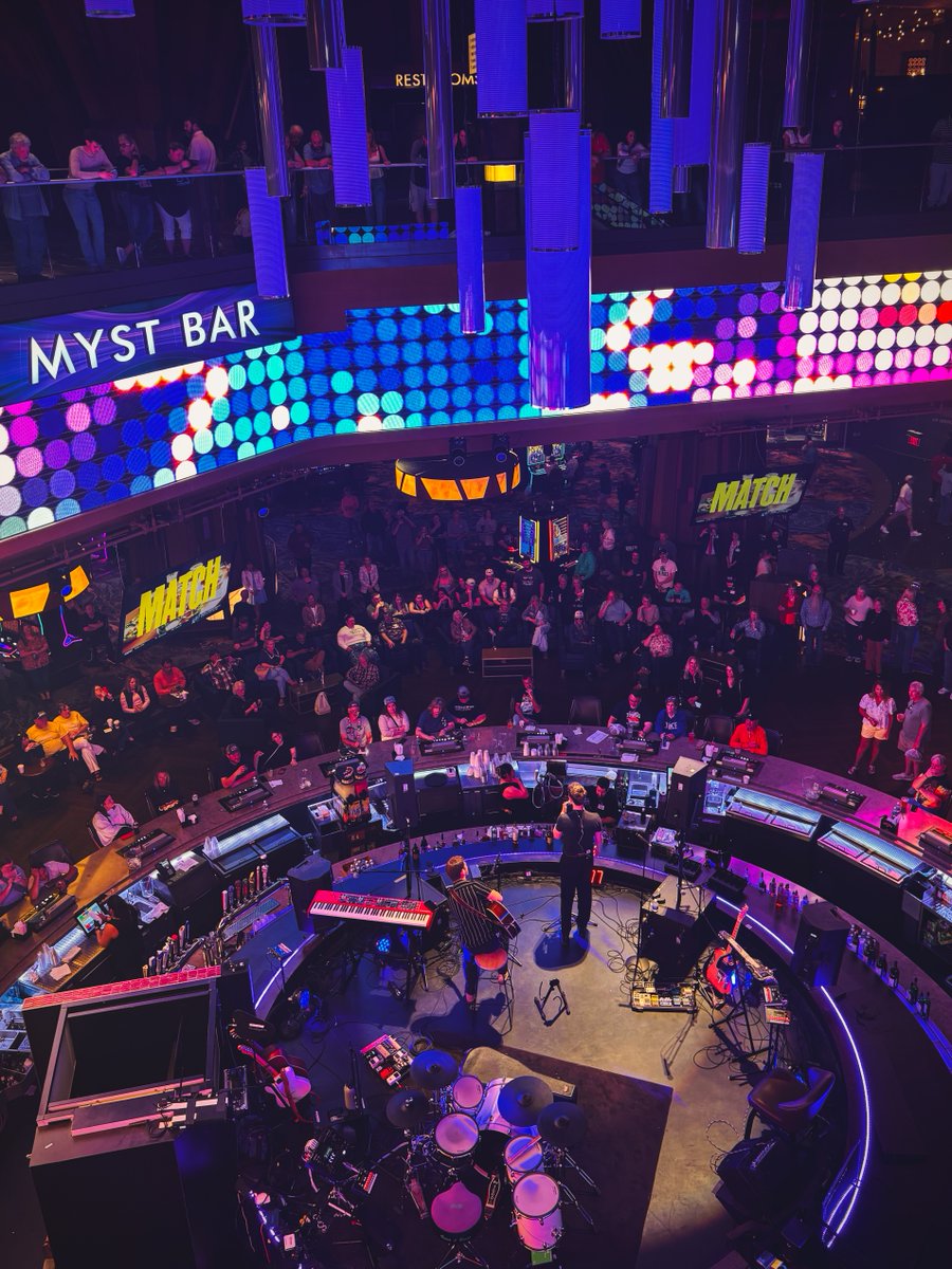 Harrah's Cherokee tweet media