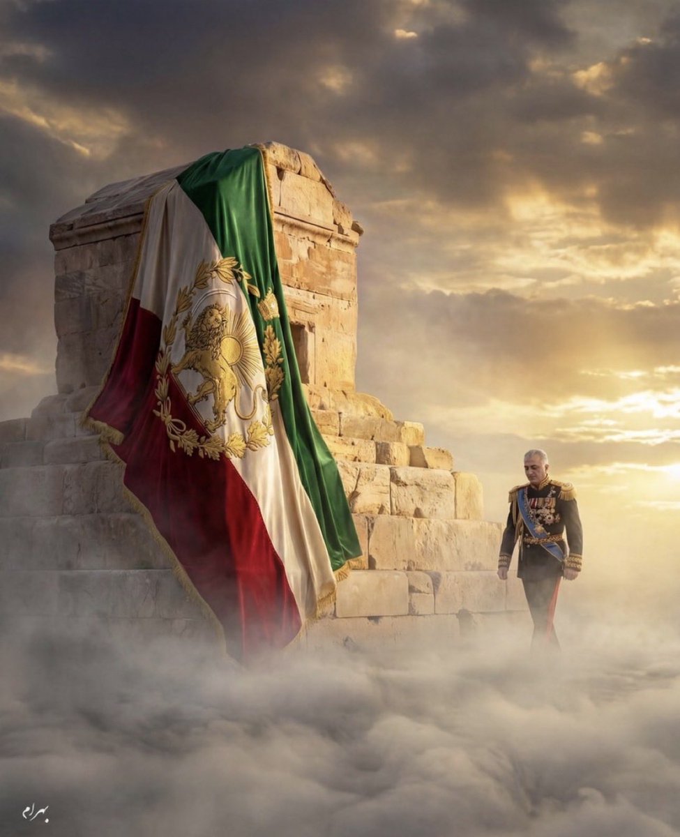 Mitra_was_here's tweet photo. @JimFergusonUK We are united behind our great Shah and under one flag. 

#KingRezaPahlavi‌ #JavidShah
#LongLiveIran 💚🤍❤️ https://t.co/Rg62eqtdtO