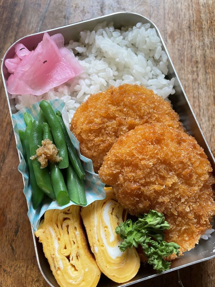 sxggymuffins's tweet photo. ㅤ(๑ᵔ⤙ᵔ๑)  this  𝑜𝓇  that  ?!  
ㅤ°  packed  lunches  𝑒dition  🍱 

ㅤ𑣲  7  day  foodpoll  mainly  for  edtwt  ! https://t.co/0glX6ocyvQ