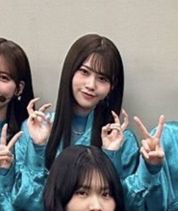 Run_maccha07's tweet photo. いとちゃんギャルしかしないピースしてて好き🫶🫶　
#向井純葉 https://t.co/YnNIjf0QB8