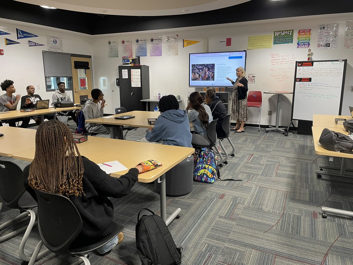 RichlandTwoAVID's tweet photo. Wrapping up school visits with @partneR2gether to speak with the other half of the @WHS_Redhawks @AVID4College senior class about @RichlandTwo Community and Foundation scholarships #R2AVIDStrong https://t.co/c3DzVPevIb